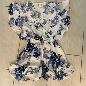 VICI- Floral Scrunch Waist Romper